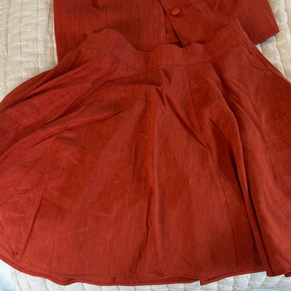 Sezane Rust Red Sleeveless Button Vest & Pleated Skirt Set - Picture 5 of 5